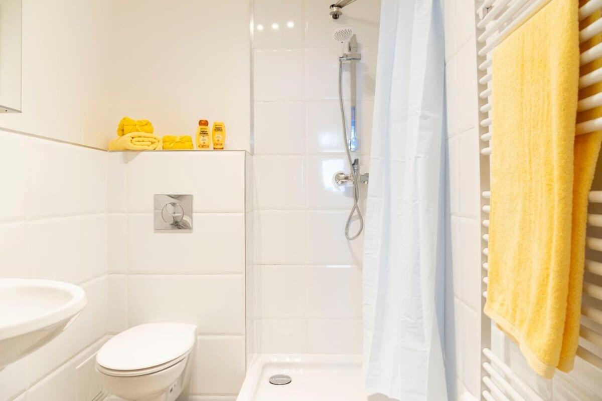 Spacious Loft Style Studio In Berlin Wilmersdorf ภายนอก รูปภาพ